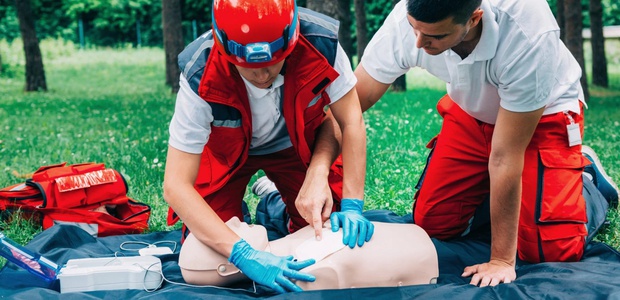 Оказание первой помощи ...