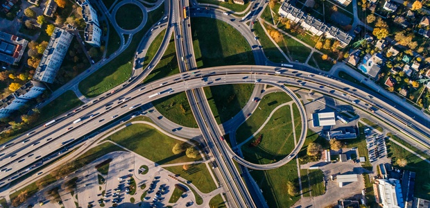 Транспорт и дороги