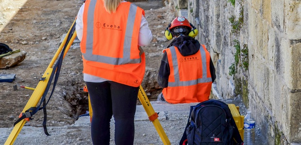 Испытатель