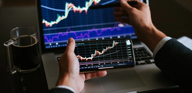 Аттестат ФСФР серия ...