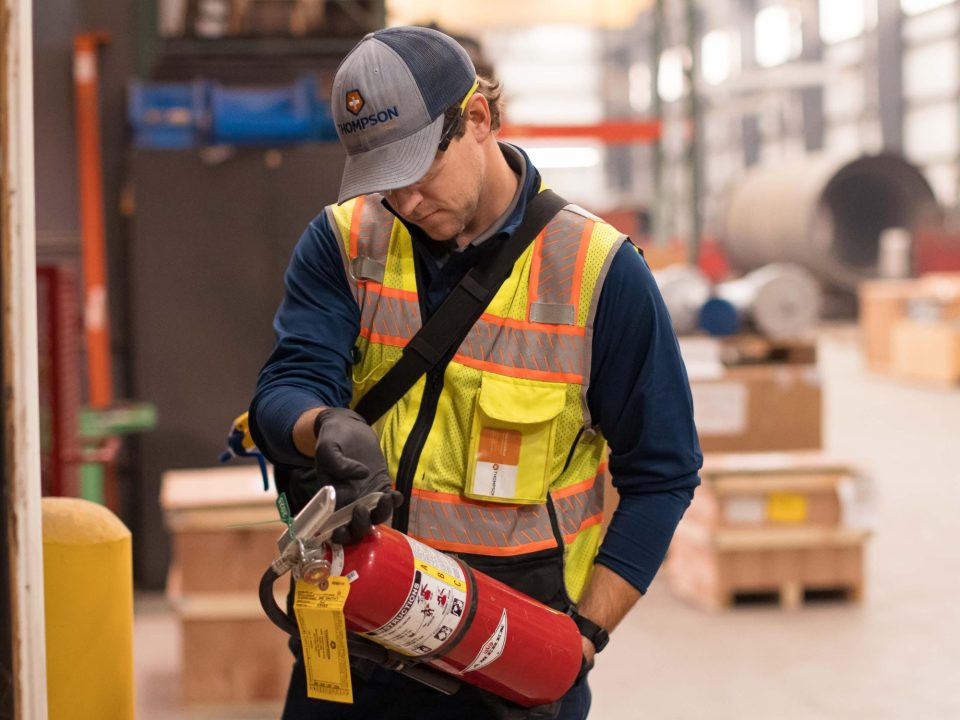 Карточка учета огнетушителя: форма и образец заполнения