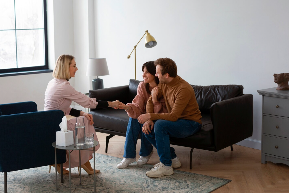 Супружеская терапия: где пройти переподготовку, получить профессию и диплом дистанционно, зарплата и перспективы работы