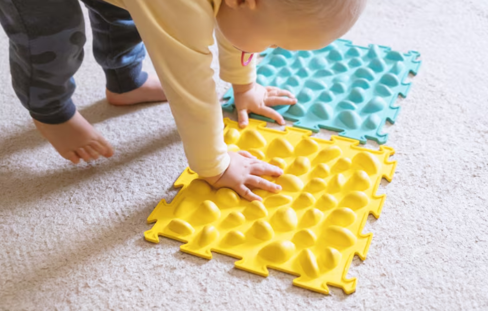 Сенсорная интеграция: где пройти переподготовку, получить профессию и диплом дистанционно, зарплата и перспективы работы