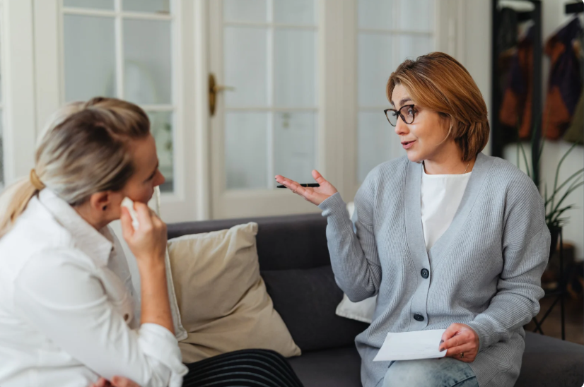 Обучение по трансперсональной психотерапии: где пройти переподготовку и получить профессию дистанционно, зарплата и перспективы работы