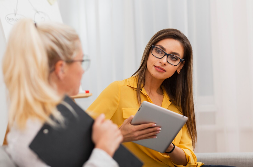 Психология горевания и утраты: где пройти переподготовку, получить профессию и диплом дистанционно, зарплата и перспективы работы