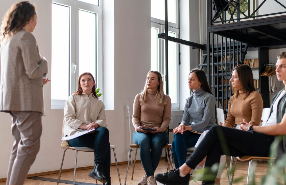 Психология менеджмента: где пройти переподготовку, получить профессию и диплом дистанционно, зарплата и перспективы работы