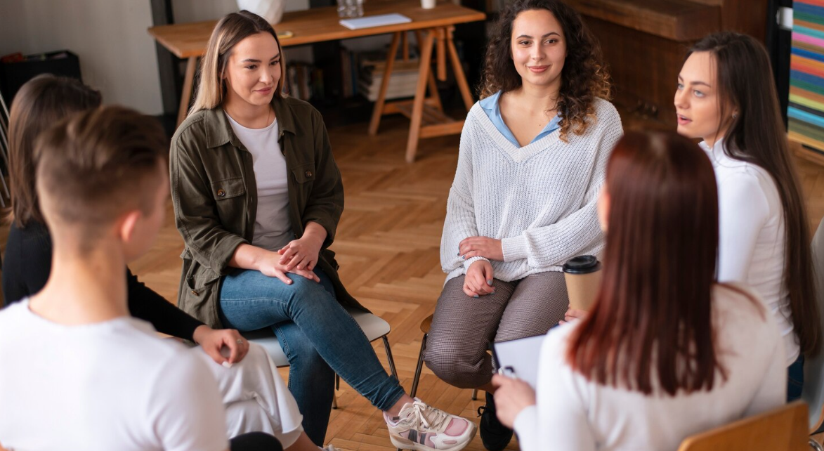 Организационная психология (психология менеджмента): где пройти переподготовку, получить профессию и диплом дистанционно, зарплата и перспективы работы